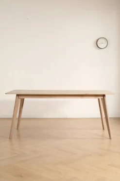 Matbord 'Line' 180x90 cm - Vitpigmenterad