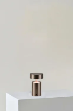 Uppladdningsbar lampa 'Boxholm' - Silver