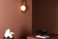 Vägglampa 'Agunnaryd' - Vit/Svart